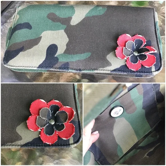 🎉3X HOST PICK🎉 Clutch - Picture 2 of 3